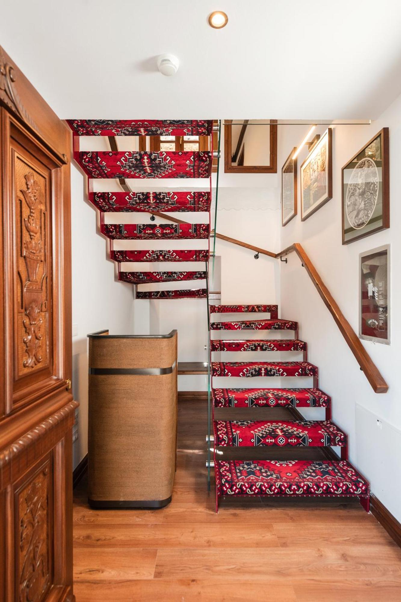 Dam Stone Boutique Hotel Гирокастра Экстерьер фото