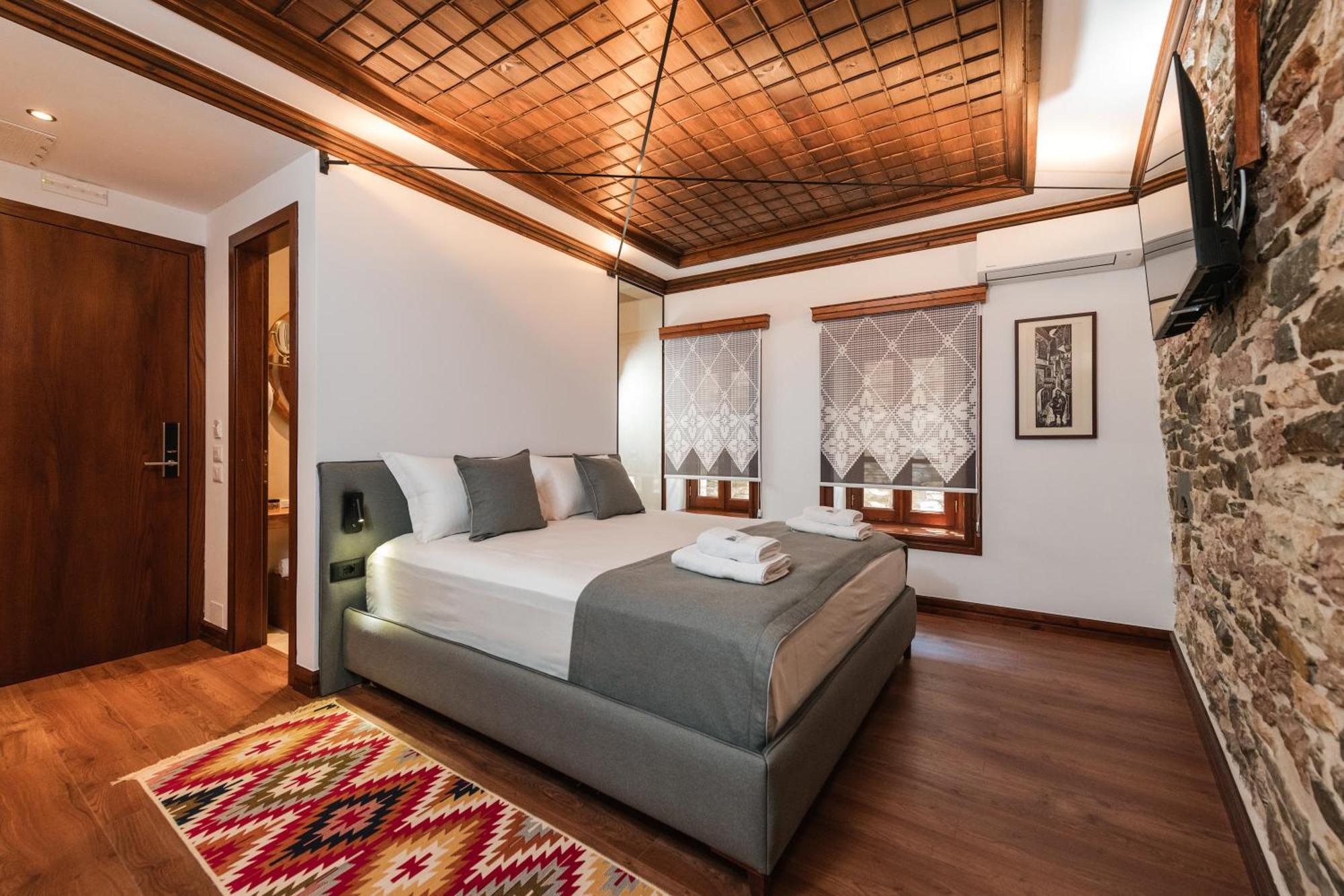 Dam Stone Boutique Hotel Гирокастра Экстерьер фото